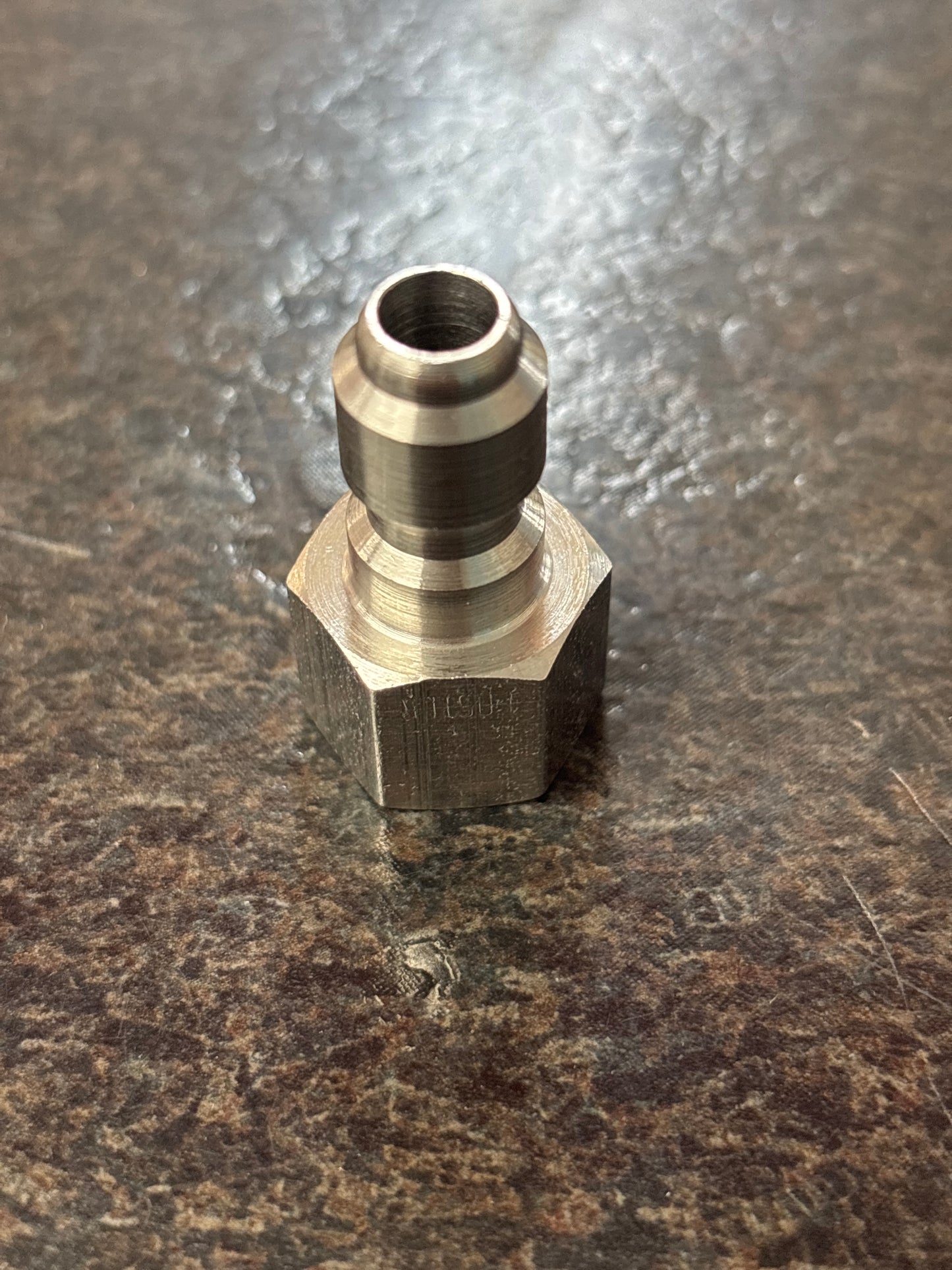 Baren- 1/4" FPT STAINLESS STEEL 7088