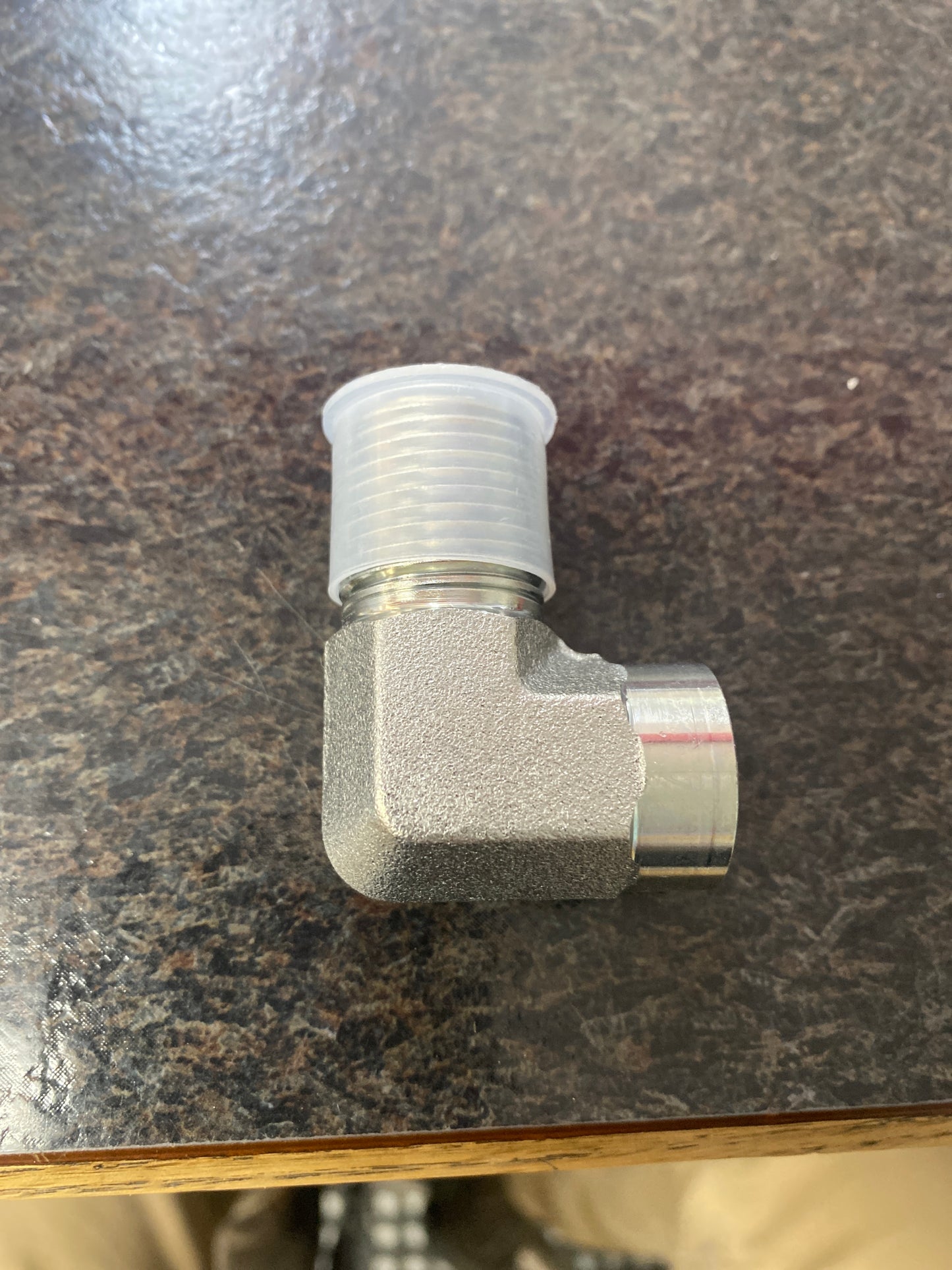 Baren-STEEL STREET ELBOW 1/2MPTx3/8FPT 3000PSI