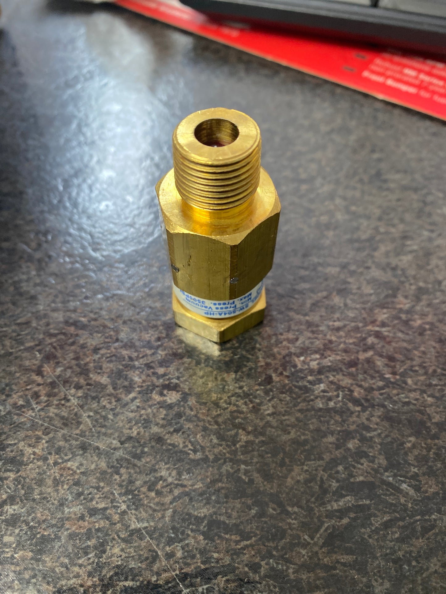 Baren-FCI SWIVEL B.B. 3/8MPTx3/8FPT 3500PSI
