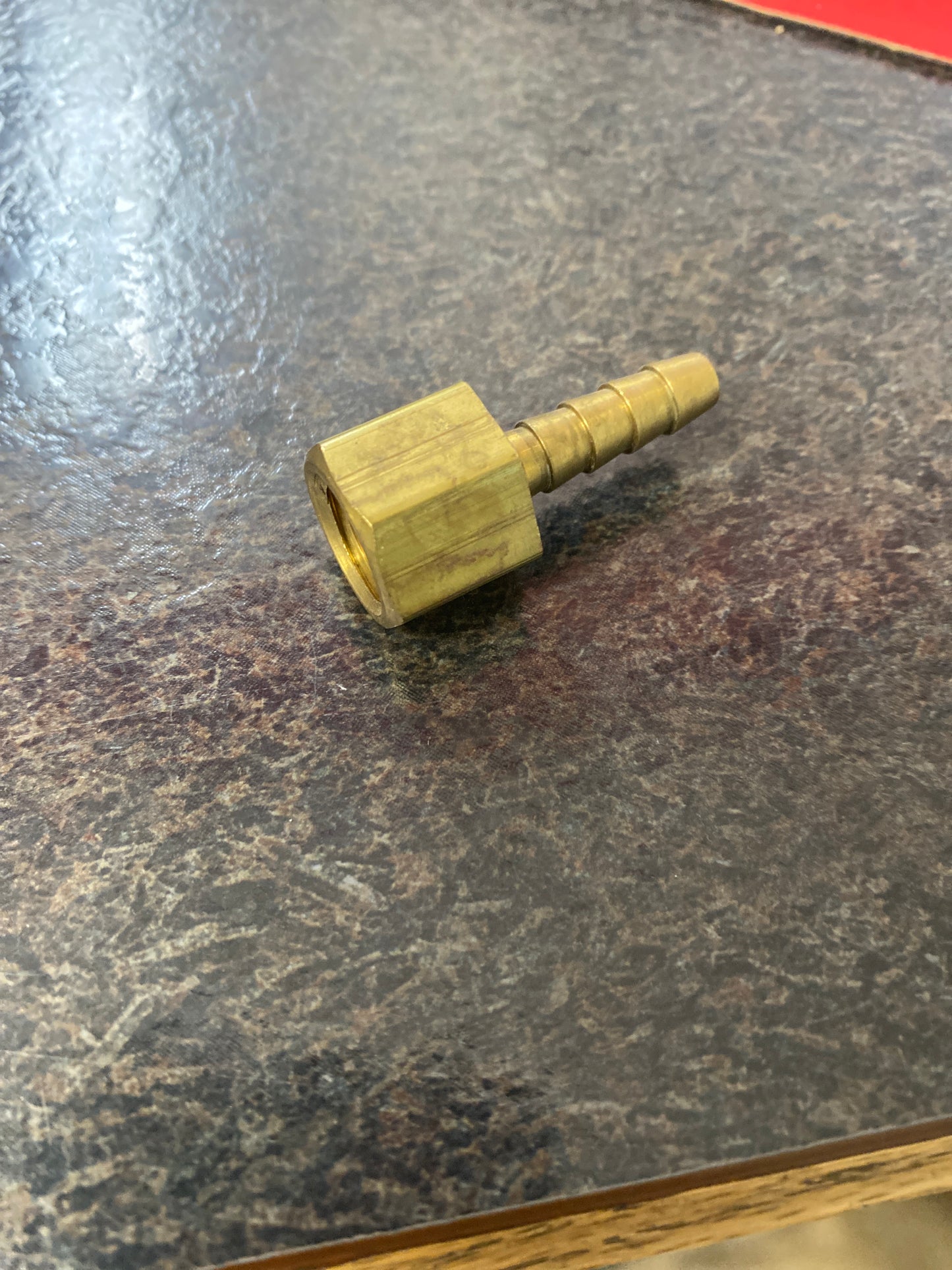 Baren-BRASS HOSE BARB 3/8 HOSE X 1/4 FPT