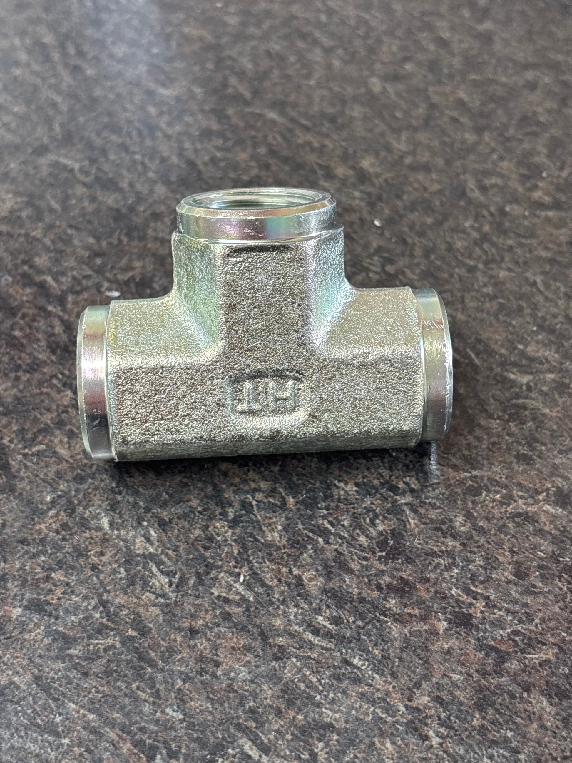 Baren STEEL TEE 1/2FPTx1/2FPTx1/2FPT 3000PSI