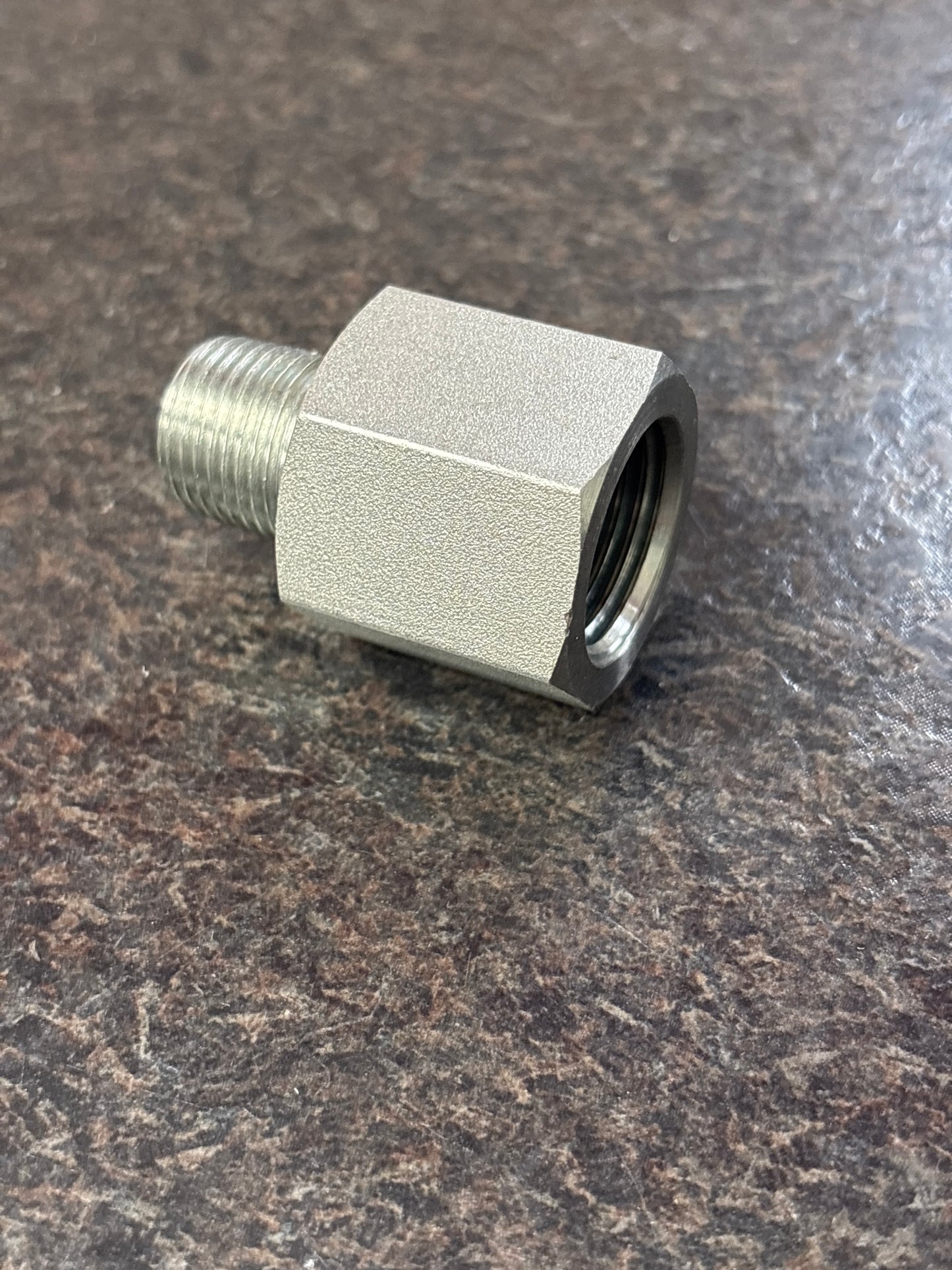 Baren STEEL ADAPTER 1/2 FPT X 3/8 MPT, 3000PSI