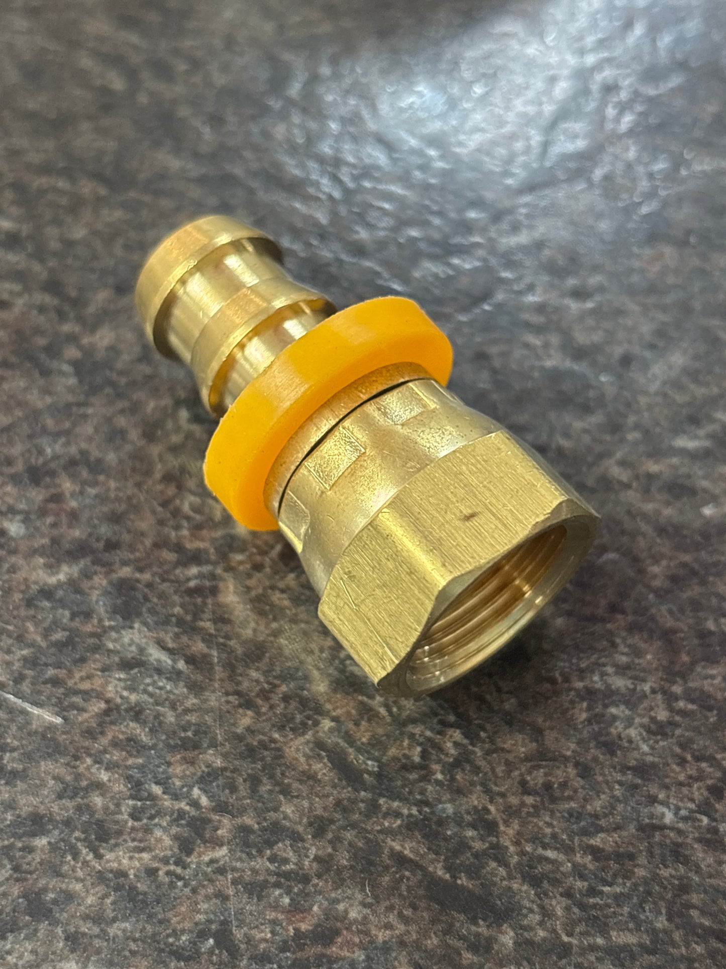 Swivel, 1/2" Barb X 1/2"Jic, Fem/Brass