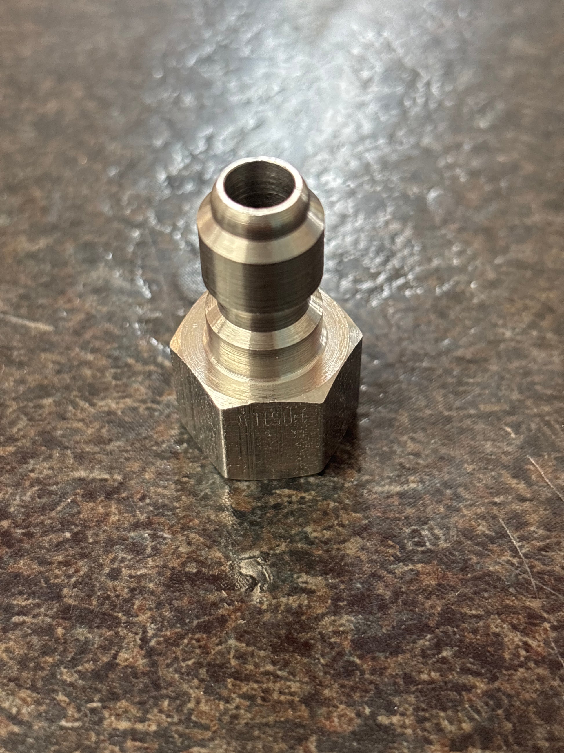 Baren- 1/4" FPT STAINLESS STEEL 7088